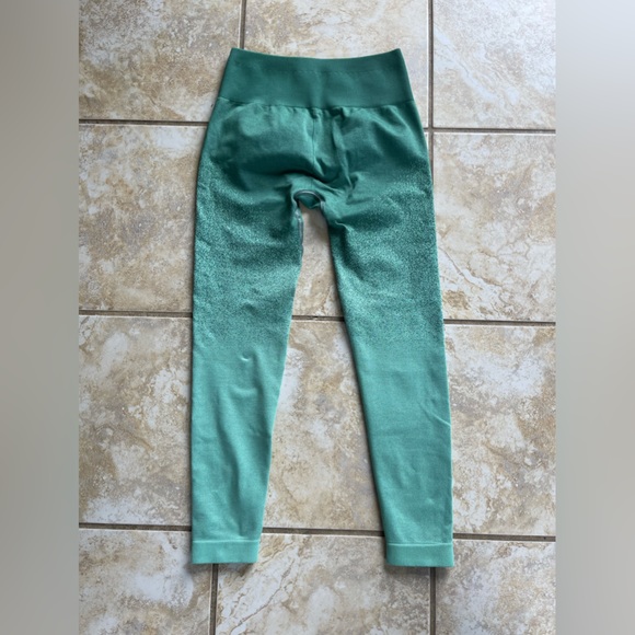Gymshark Adapt Green Ombre Seamless Leggings - Size Small - Picture 6 of 6